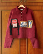 KNITTED GALLERY SWEATER IN BURGUNDY