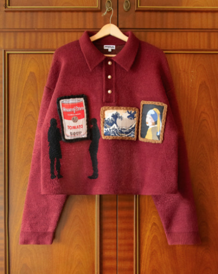 KNITTED GALLERY SWEATER IN BURGUNDY